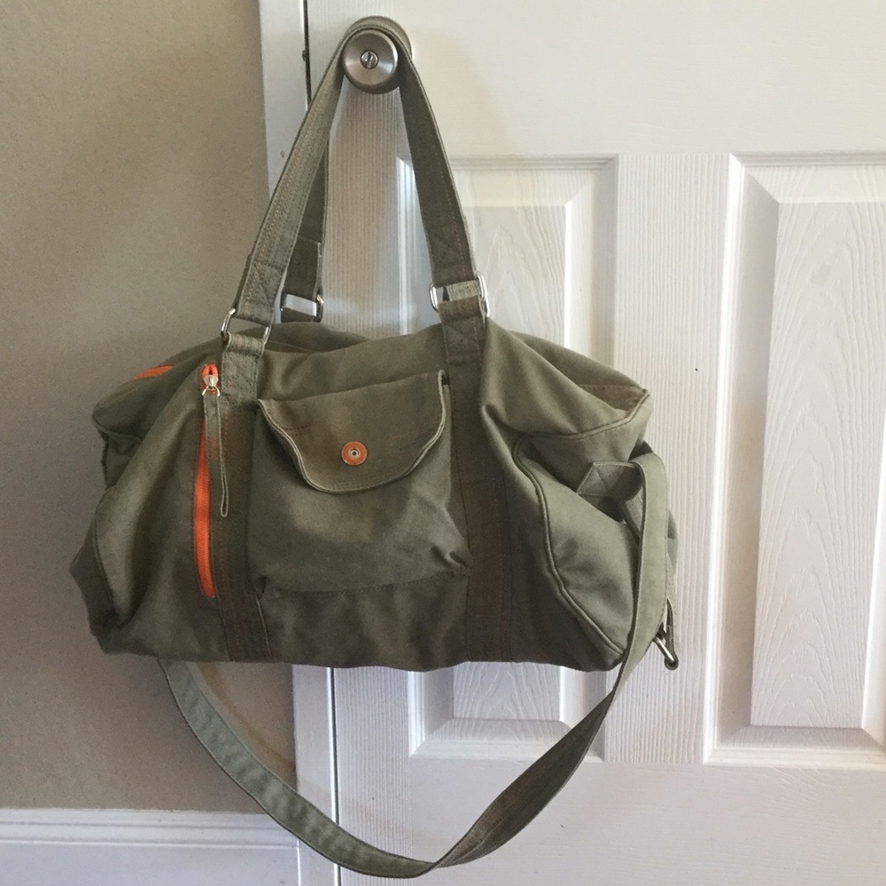Vintage ✨Esprit duffle bag